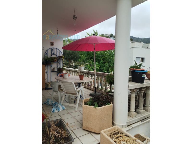 5 soveværelse Villa til salg i Sitges med garage - € 699.000 (Ref: 7835739)