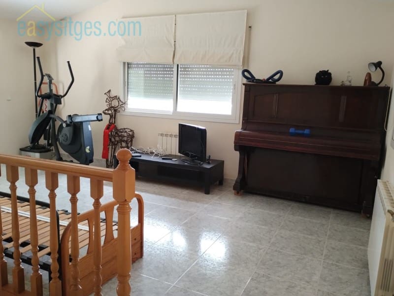 5 soveværelse Villa til salg i Sitges med garage - € 699.000 (Ref: 7835739)