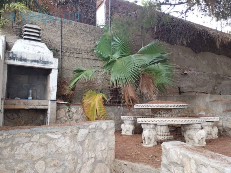 5 soveværelse Villa til salg i Sitges med garage - € 699.000 (Ref: 7835739)