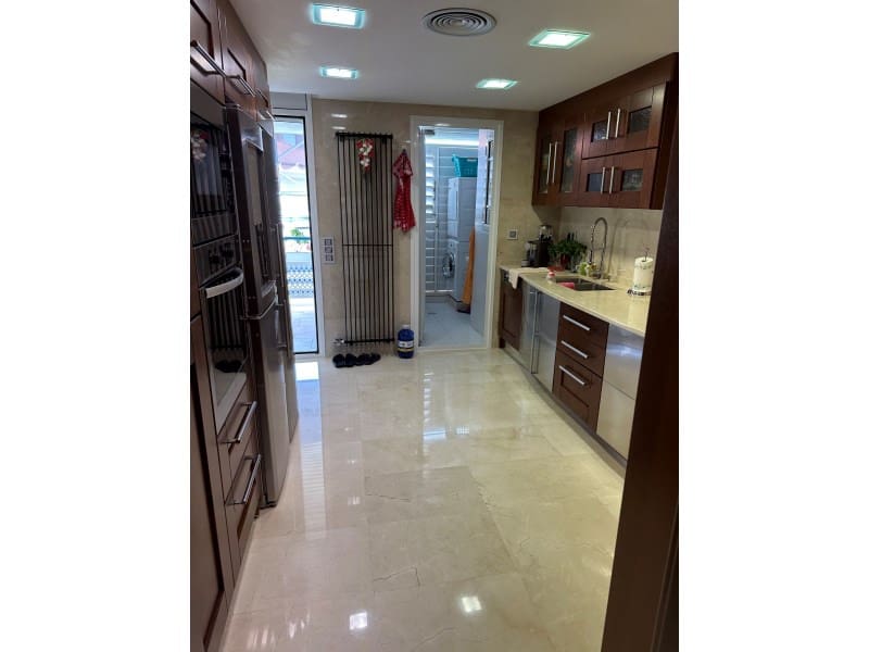 4 bedroom Apartment for sale in Sitges with garage - € 1,900,000 (Ref: 8583006)