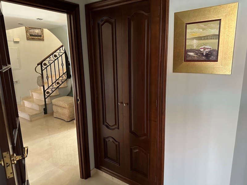 4 bedroom Apartment for sale in Sitges with garage - € 1,900,000 (Ref: 8583006)