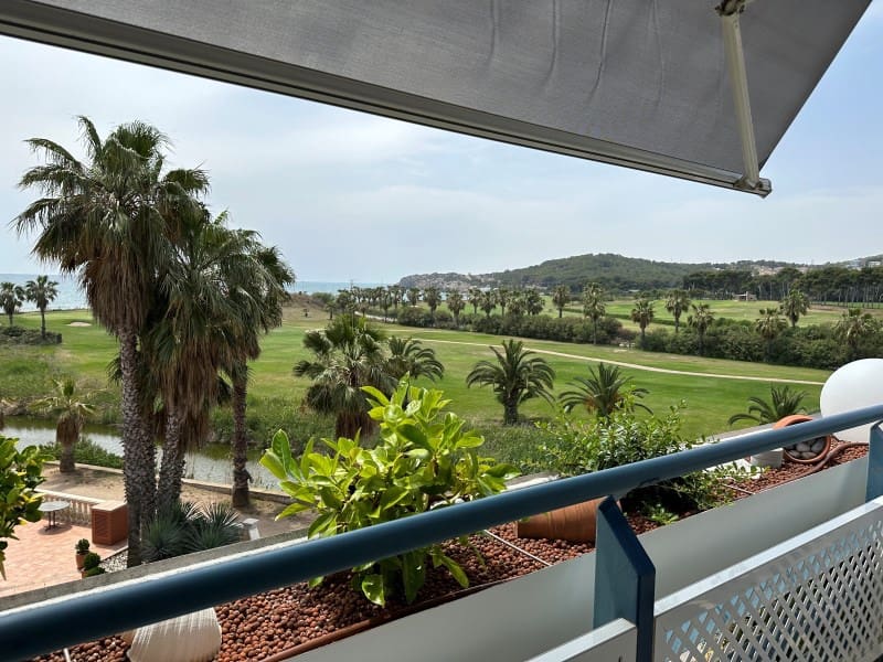 4 bedroom Apartment for sale in Sitges with garage - € 1,900,000 (Ref: 8583006)