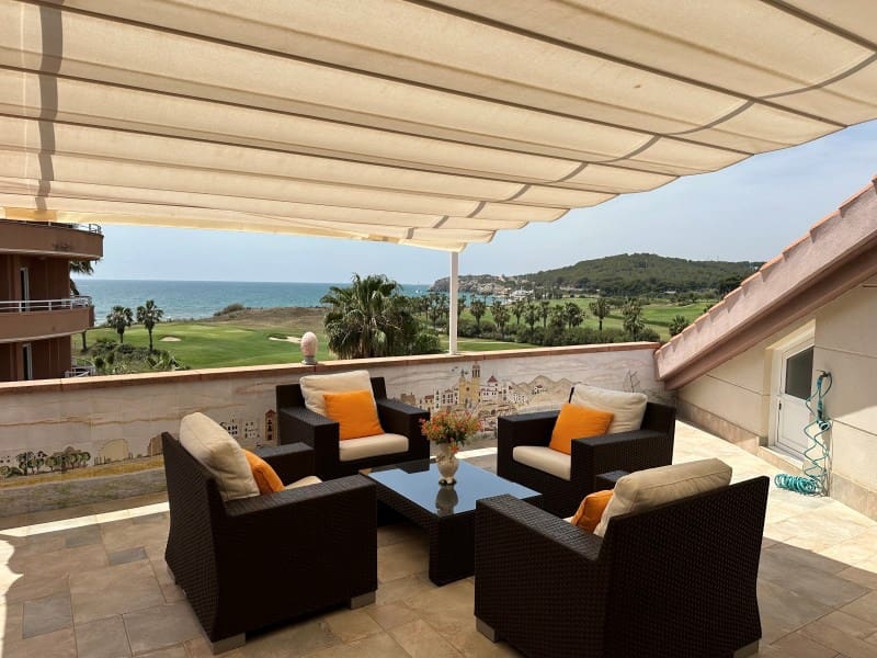 4 bedroom Apartment for sale in Sitges with garage - € 1,900,000 (Ref: 8583006)