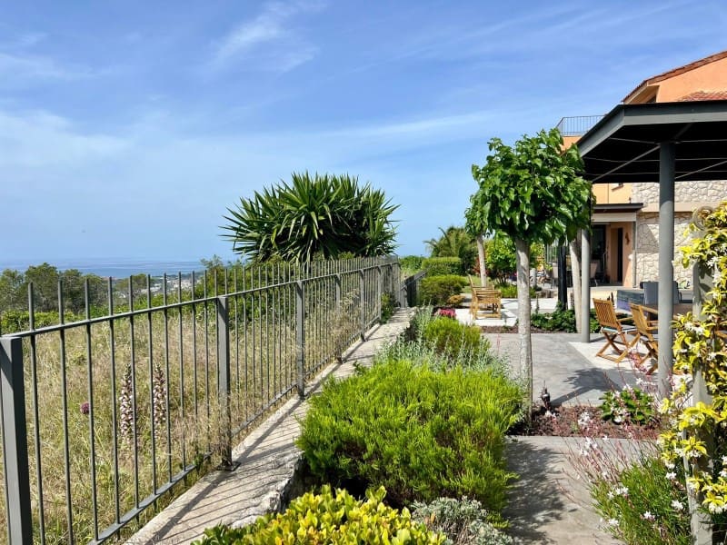 5 sypialnia Willa na sprzedaż w Sant Pere de Ribes z garażem - 2 200 000 € (Ref: 8982589)