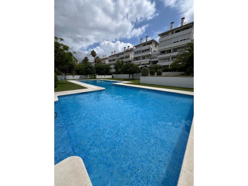 2 bedroom Apartment for rent in Sitges with pool - € 3,000 (Ref: 9145454)