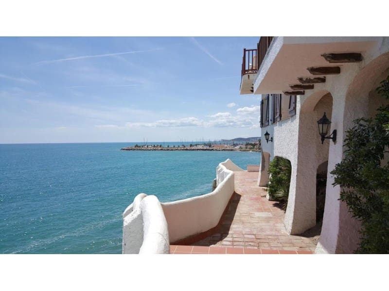 5 soveværelse Villa til salg i Sitges med garage - € 2.180.000 (Ref: 9202717)