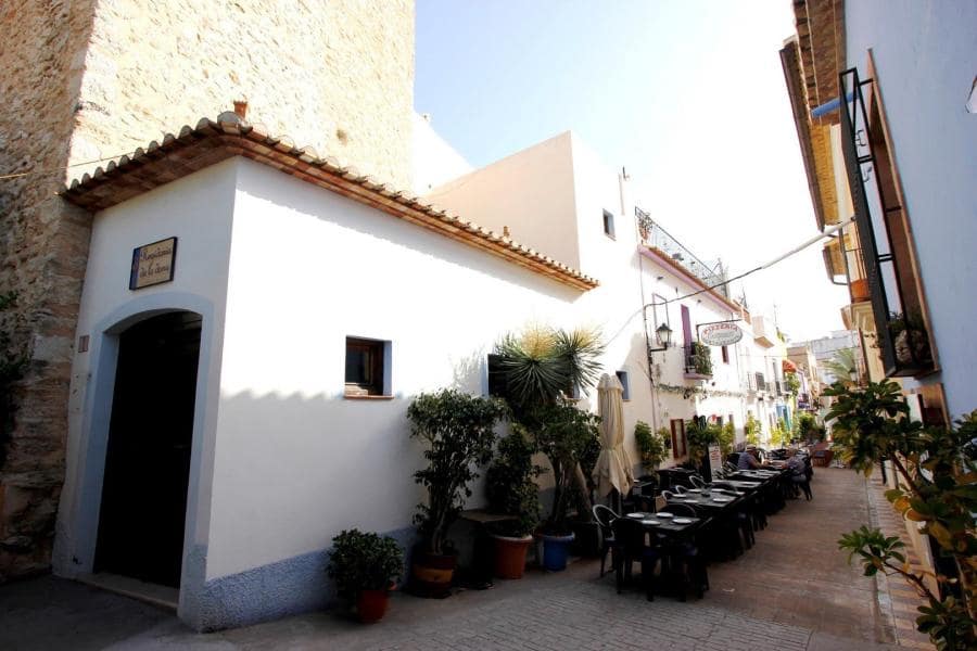 Kommersiell til salgs i Calpe / Calp - € 420 000 (Ref: 7377471)