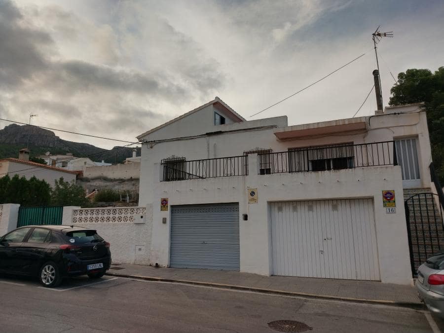 4 sypialnia Dom na sprzedaż w Calpe / Calp z garażem - 525 000 € (Ref: 7627966)