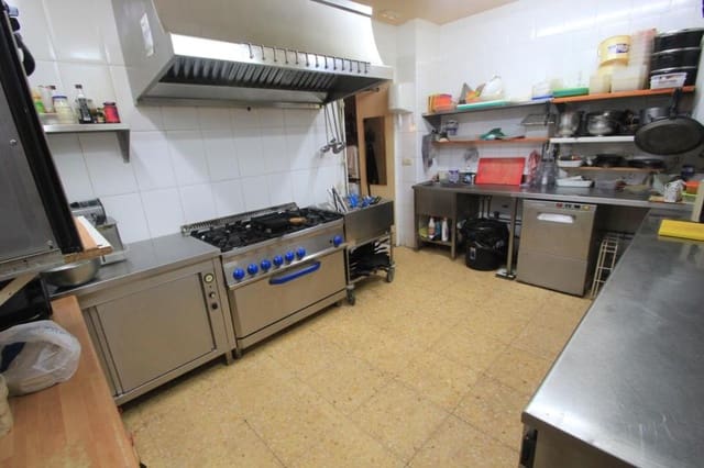 Commercieel te koop in Pueblo, Calpe / Calp - € 510.000 (Ref: 8067051)