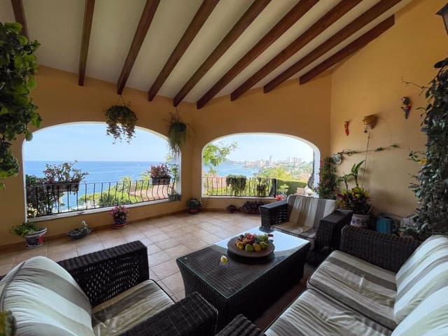 5 slaapkamer Villa te koop in Benissa - € 1.800.000 (Ref: 8479569)