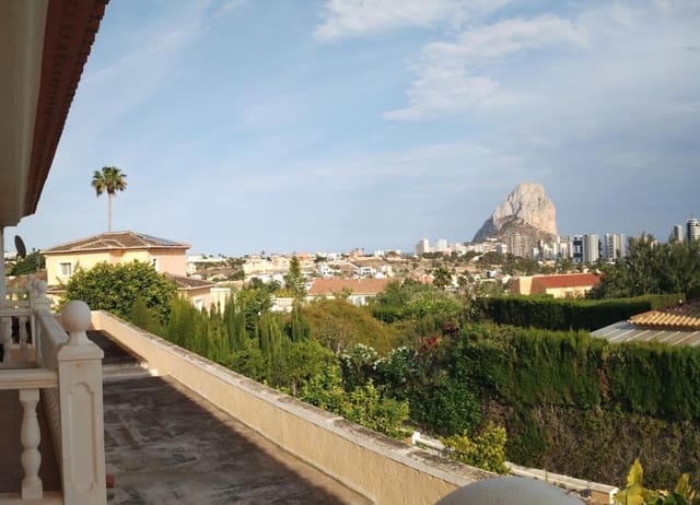 Chalet de 6 habitaciones en Gargasindi, Calpe / Calp en venta con piscina garaje - 999.500 € (Ref: 9014601)