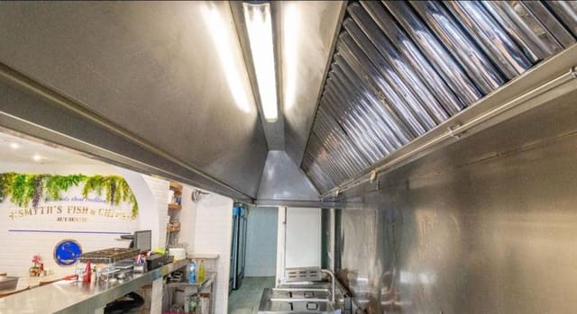 Comercial para venda em Pueblo, Calpe / Calp - 185 000 € (Ref: 9151822)