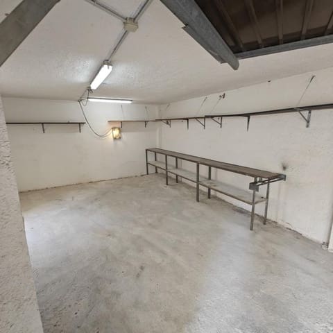 Autotalli vuokrattavana paikassa Calpe / Calp - 485 € (Ref: 9448667)