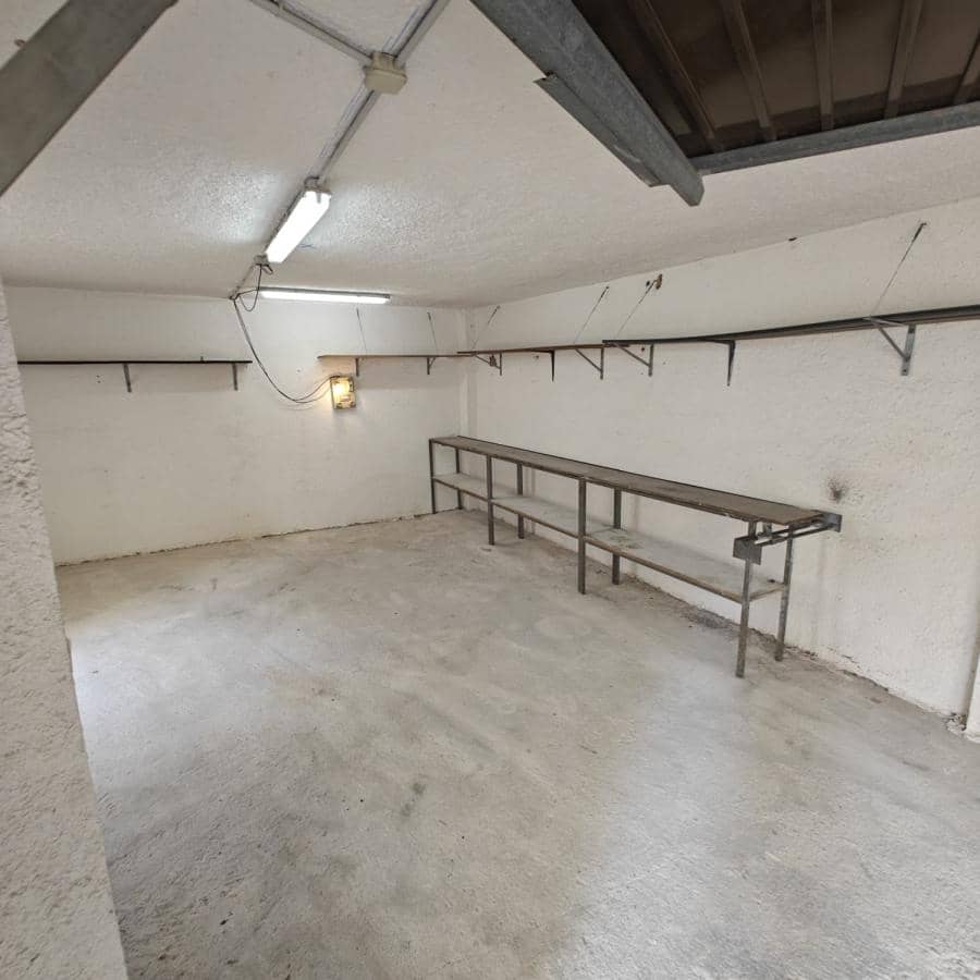 Garage à louer à Calpe / Calp - 485 € (Ref: 9644601)