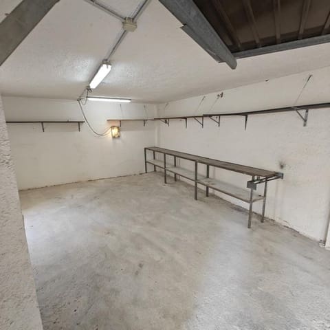 Garage zu vermieten in Pueblo, Calpe / Calp - 485 € (Ref: 9644601)