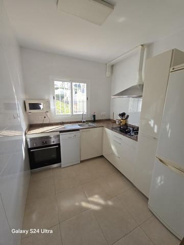 3 makuuhuone Huvila vuokrattavana paikassa Calpe / Calp mukana 
autotalli - 1 500 € (Ref: 9796915)