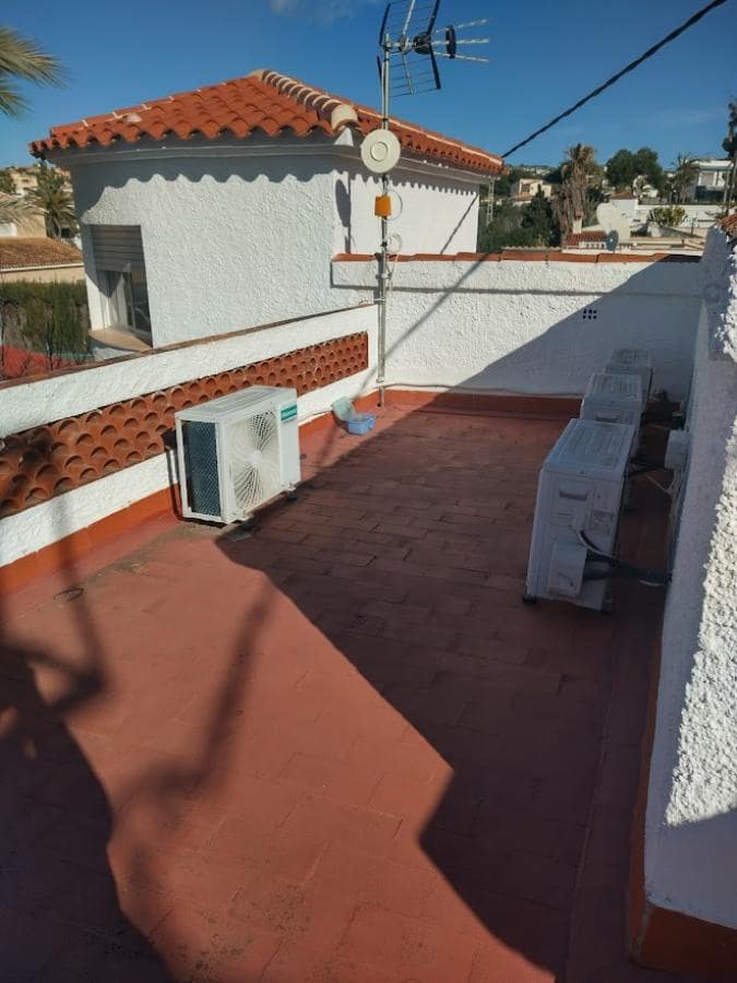 3 sypialnia Willa do wynajęcia w Calpe / Calp z garażem - 1 500 € (Ref: 9796915)