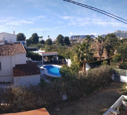 3 makuuhuone Huvila vuokrattavana paikassa Calpe / Calp mukana 
autotalli - 1 500 € (Ref: 9796915)