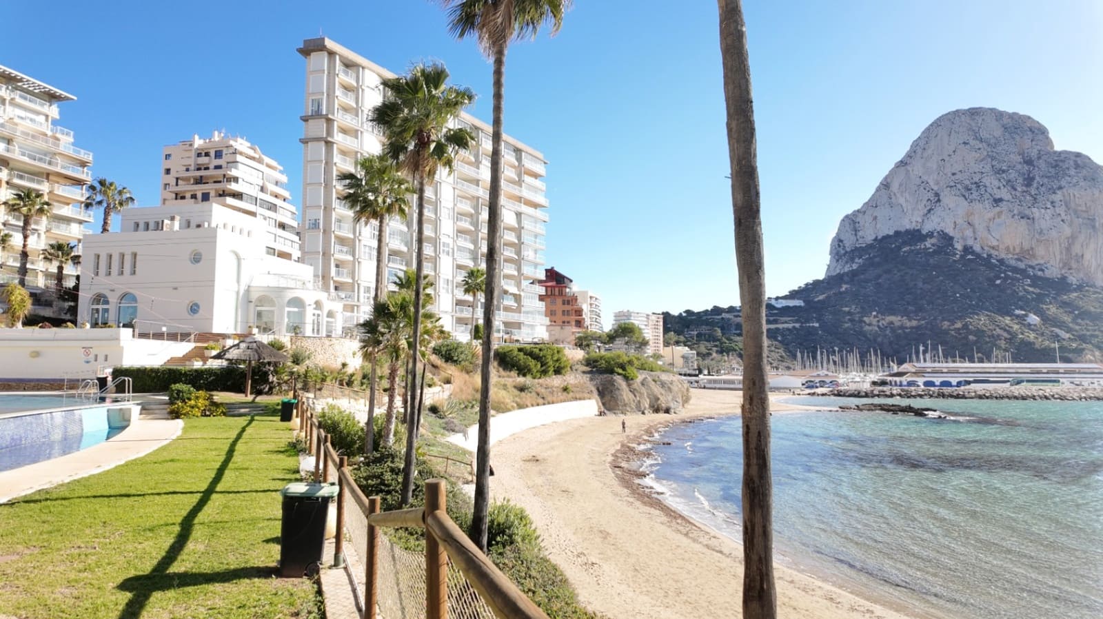 3 sovrum Lägenhet till salu i Calpe / Calp med pool garage - 1 275 000 € (Ref: 10054357)