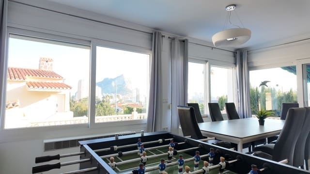 3 chambre Villa/Maison à vendre à Calpe / Calp avec piscine garage - 725 000 € (Ref: 10054361)