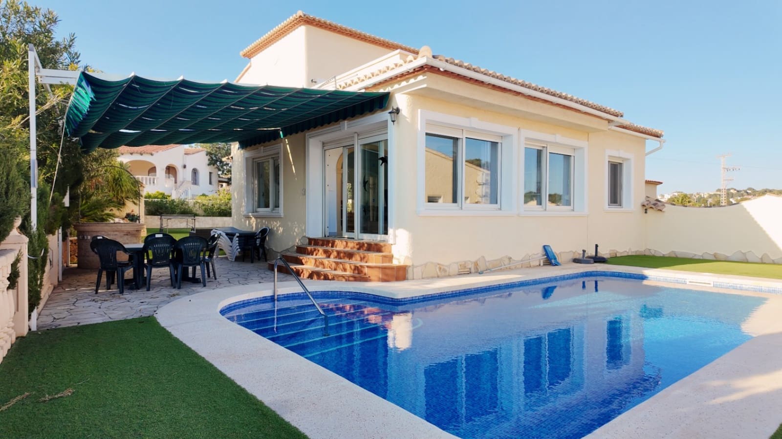 3 soveværelse Villa til salg i Calpe / Calp med swimmingpool garage - € 725.000 (Ref: 10054361)