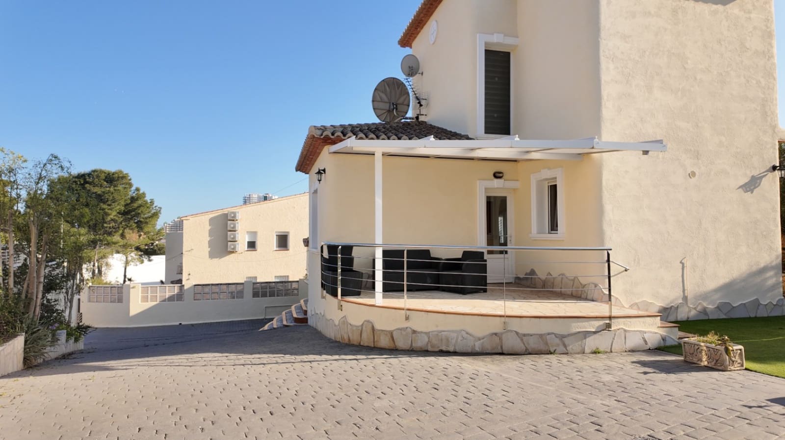 3 soveværelse Villa til salg i Calpe / Calp med swimmingpool garage - € 725.000 (Ref: 10054361)