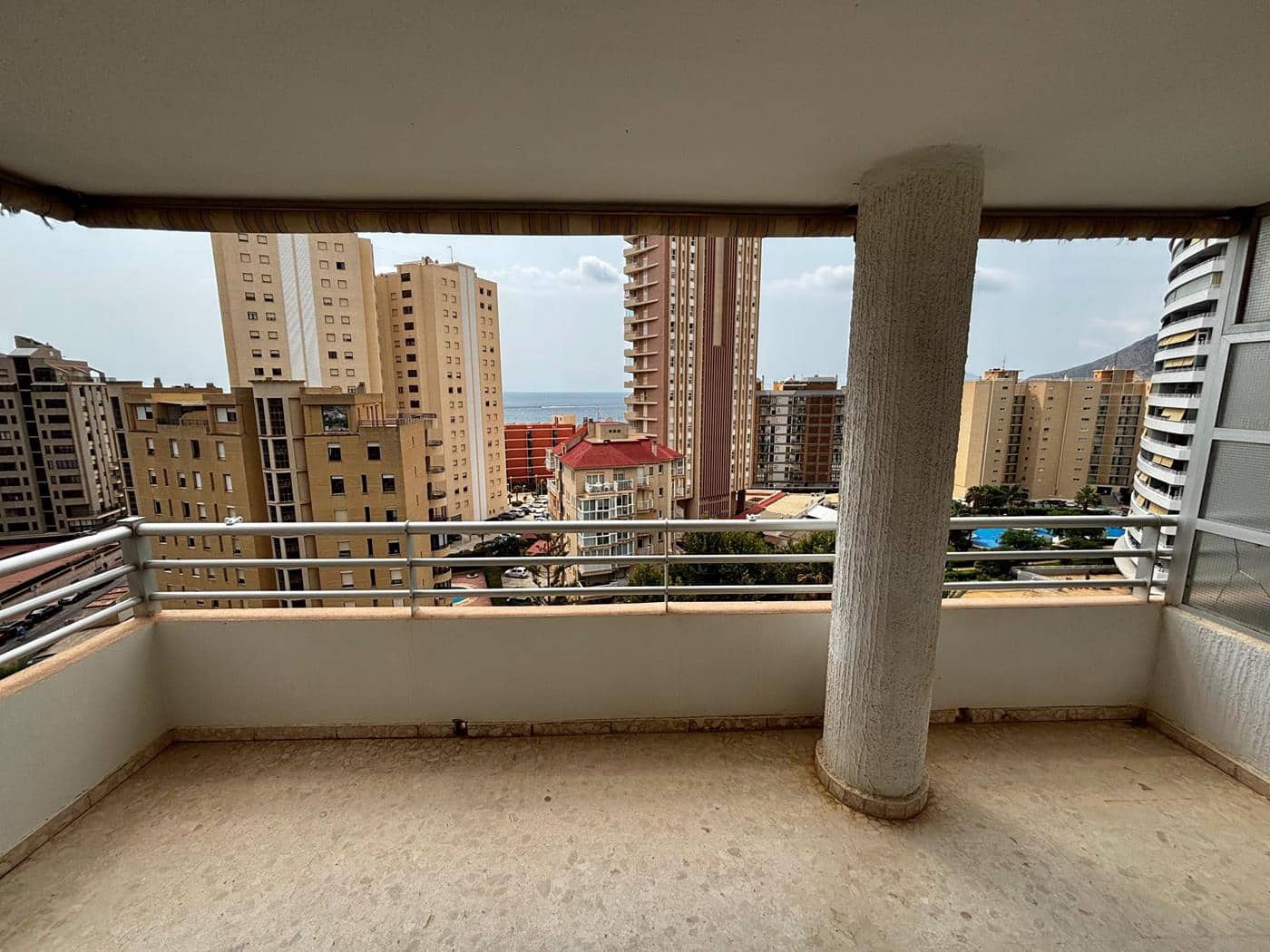 Apartamento de 2 habitaciones en Calpe / Calp en venta con piscina garaje - 350.000 € (Ref: 10054371)