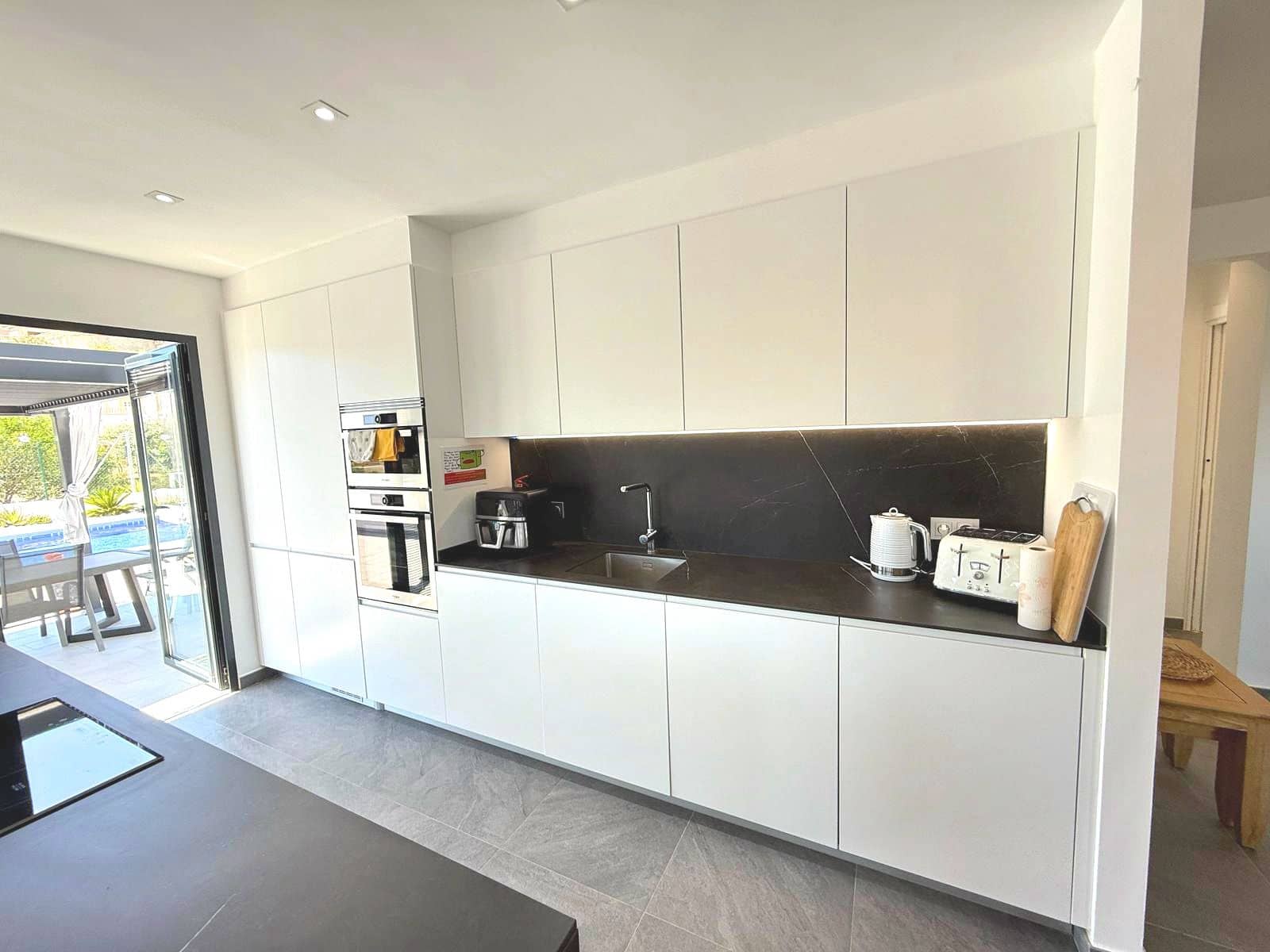 2 slaapkamer Villa te koop in Calpe / Calp met zwembad garage - € 650.000 (Ref: 10054374)