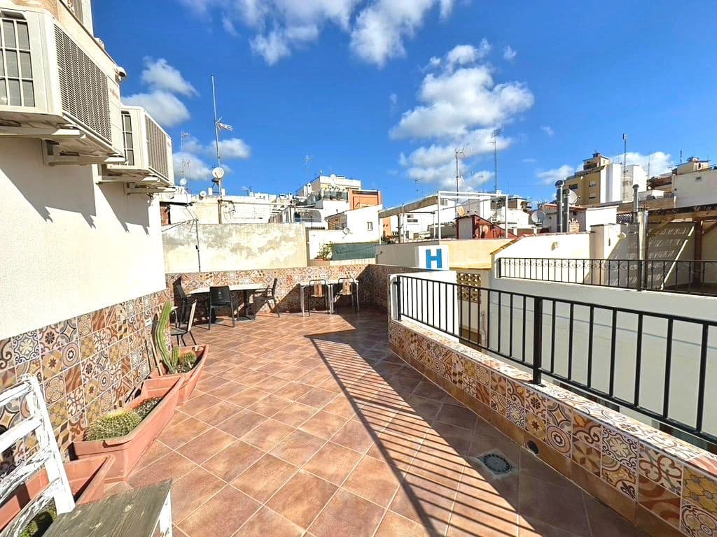 8 quarto Hotel para venda em Calpe / Calp - 995 000 € (Ref: 10054376)