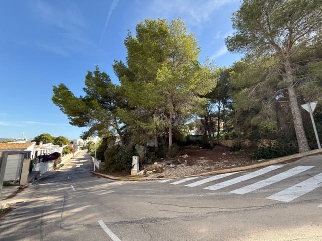 Tontti myytävänä paikassa Teulada Pueblo, Teulada-Moraira - 210 000 € (Ref: 10054384)