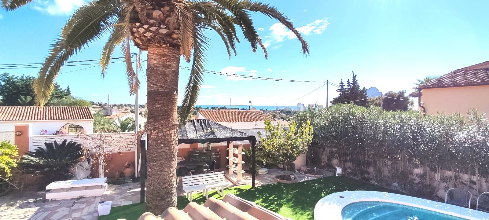 4 bedroom Villa for sale in Calpe / Calp with pool garage - € 535,000 (Ref: 10054392)