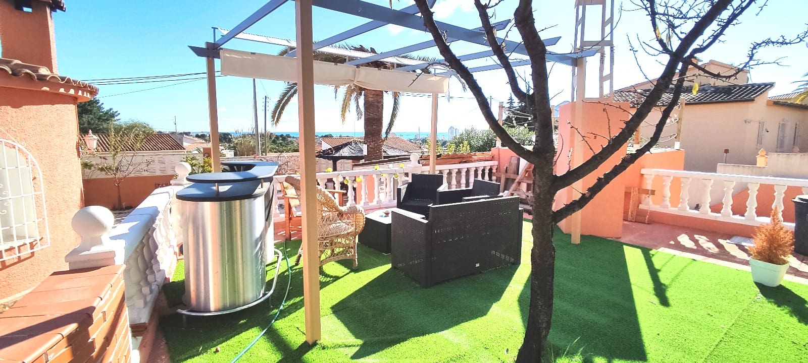 4 bedroom Villa for sale in Calpe / Calp with pool garage - € 535,000 (Ref: 10054392)