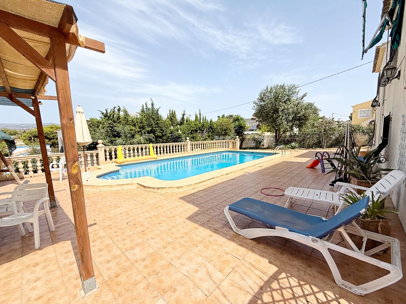 4 chambre Villa/Maison à vendre à Calpe / Calp avec piscine garage - 550 000 € (Ref: 10054396)