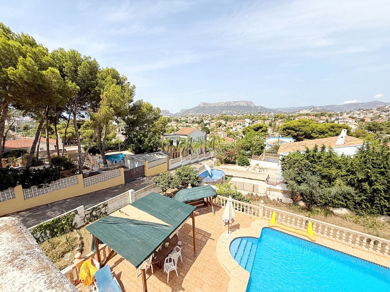 4 chambre Villa/Maison à vendre à Calpe / Calp avec piscine garage - 550 000 € (Ref: 10054396)