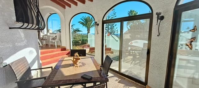 2 makuuhuone Huvila myytävänä paikassa Playa Arenal - Bol, Calpe / Calp mukana 
autotalli - 360 000 € (Ref: 10054398)