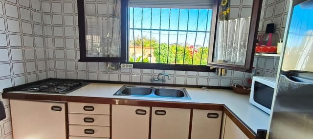 2 makuuhuone Huvila myytävänä paikassa Playa Arenal - Bol, Calpe / Calp mukana 
autotalli - 360 000 € (Ref: 10054398)