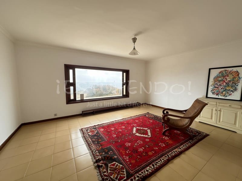 2 bedroom Villa for sale in Los Cocoteros with garage - € 1,150,000 (Ref: 10132758)