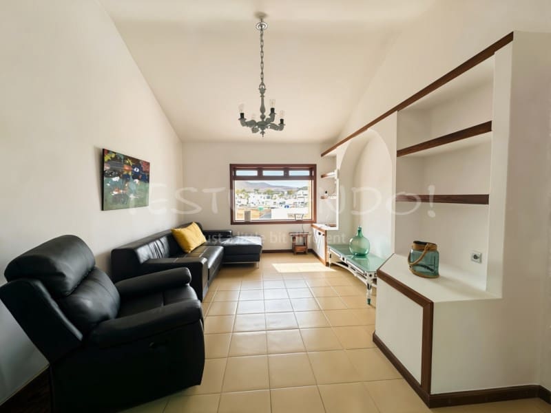 2 bedroom Villa for sale in Los Cocoteros with garage - € 1,150,000 (Ref: 10132758)