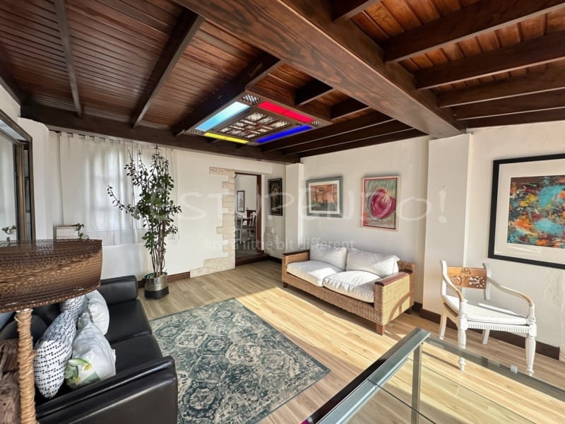 2 bedroom Villa for sale in Los Cocoteros with garage - € 1,150,000 (Ref: 10132758)