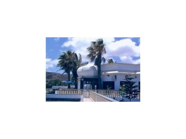 Commercial for sale in Charco del Palo, Haría - € 950,000 (Ref: 4084695)