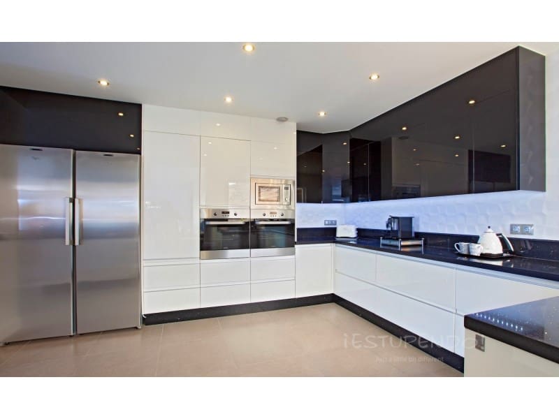 7 bedroom Villa for sale in Playa Blanca - € 2,800,000 (Ref: 6842928)