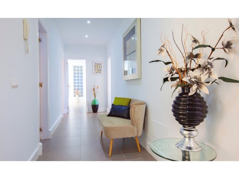 7 bedroom Villa for sale in Playa Blanca - € 2,800,000 (Ref: 6842928)