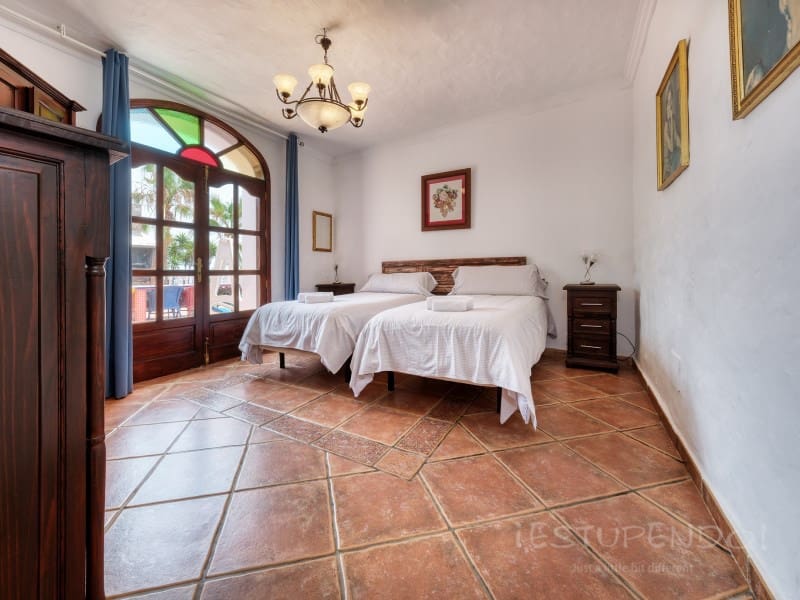 9 soveværelse Villa til salg i La Asomada med swimmingpool - € 1.200.000 (Ref: 7024297)