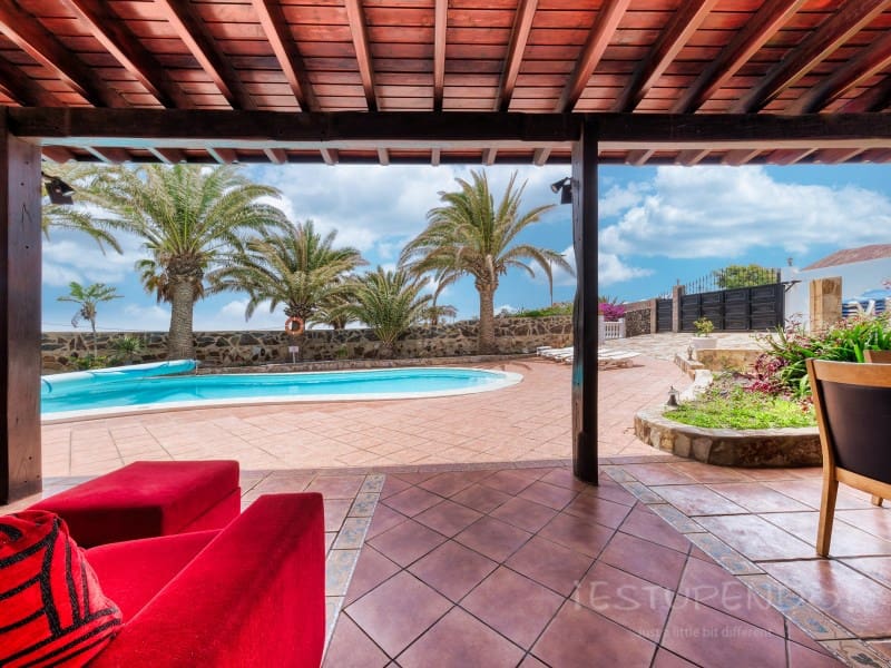 9 soveværelse Villa til salg i La Asomada med swimmingpool - € 1.200.000 (Ref: 7024297)