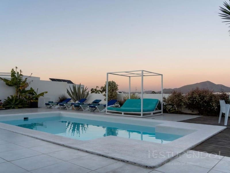 3 Zimmer Villa zu verkaufen in Playa Blanca mit Pool - 570.000 € (Ref: 7024299)
