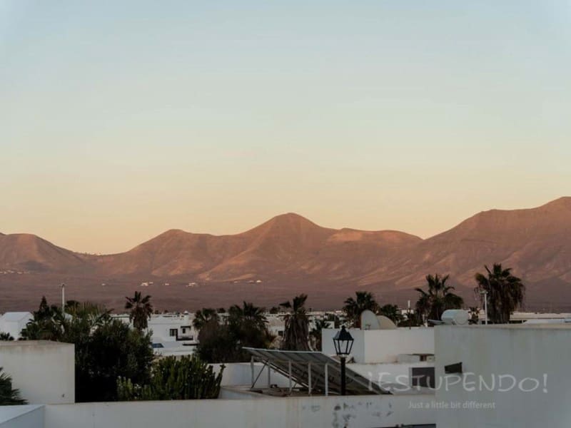 3 soveværelse Villa til salg i Playa Blanca med swimmingpool - € 580.000 (Ref: 7024299)