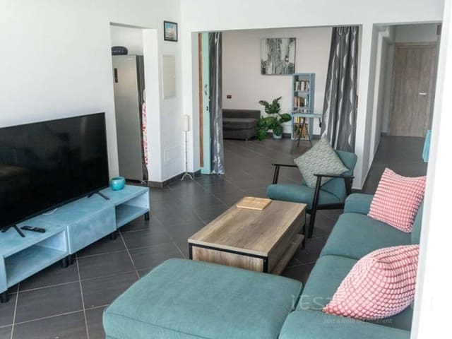 3 chambre Villa/Maison à vendre à Playa Blanca, Yaiza avec piscine - 580 000 € (Ref: 7024299)