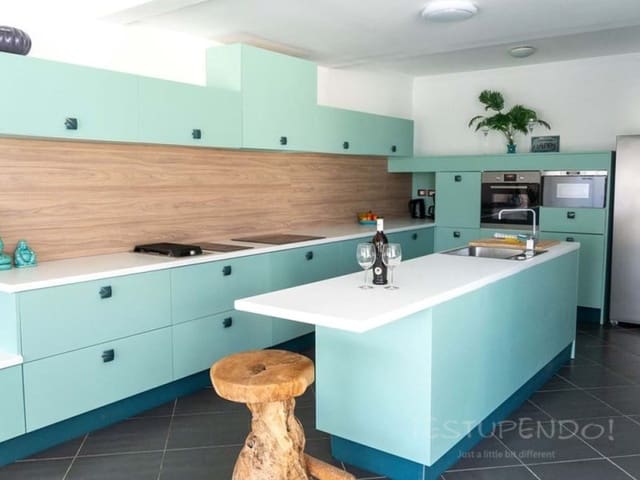 3 chambre Villa/Maison à vendre à Playa Blanca, Yaiza avec piscine - 580 000 € (Ref: 7024299)