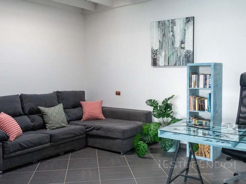 3 soveværelse Villa til salg i Playa Blanca med swimmingpool - € 580.000 (Ref: 7024299)