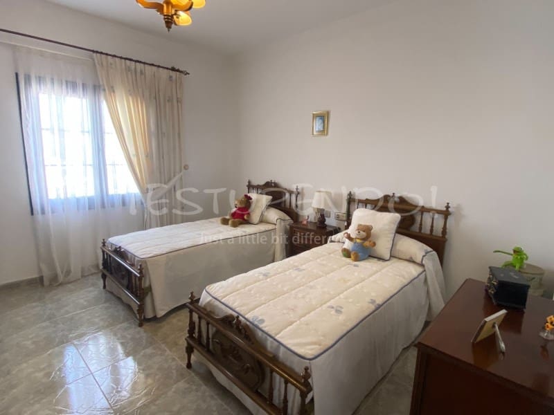 4 soveværelse Villa til salg i Tahiche - € 575.000 (Ref: 7024321)